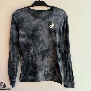 Empyre Yin Yang Cherry Bomb Tie Dye Long Sleeve T-Shirt